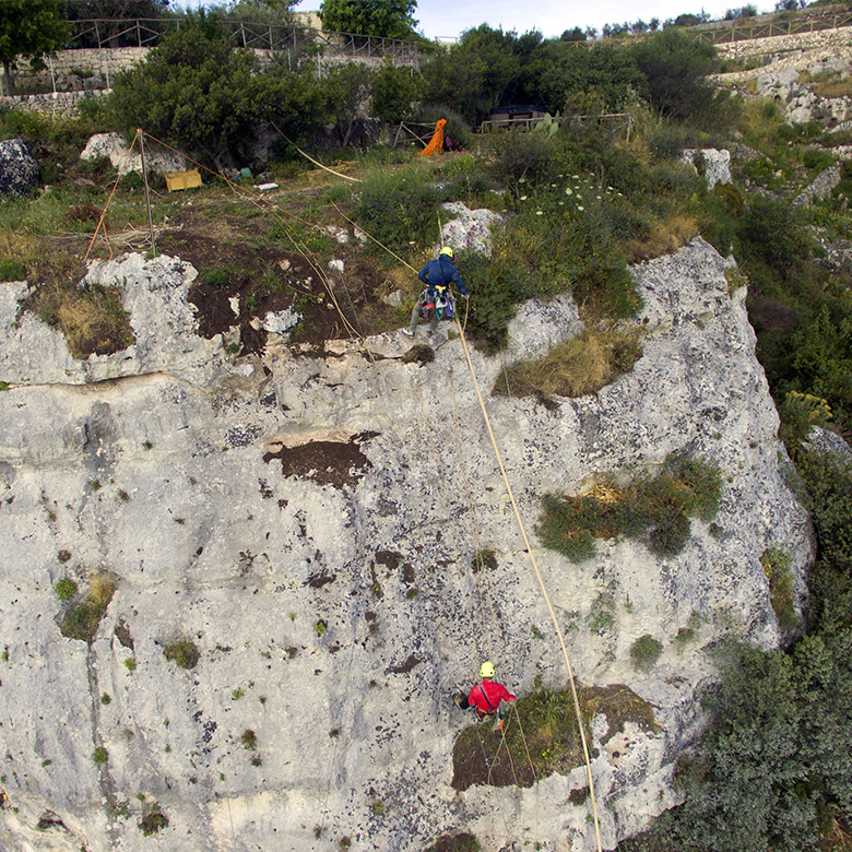 scavi e rilievi archeologici